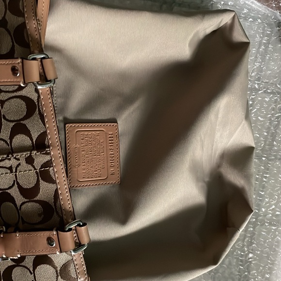 Coach signature collection purse 👜 - Picture 13 of 13